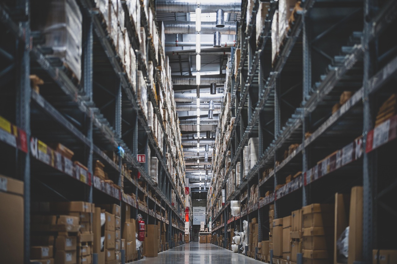Store, stacks, shelves — Hydrogen as a Residential Energy Source Is a Goal of Alkaline Fuel Cell Power