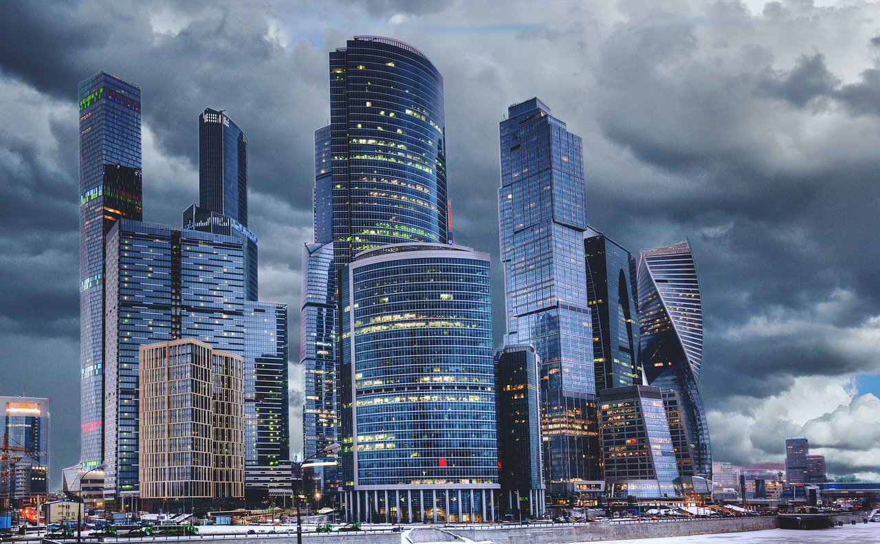 City, street, architecture — Investing with RXS Finance: Opportunities for Growth